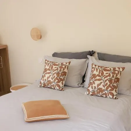 Pierre De Lune Bayeux