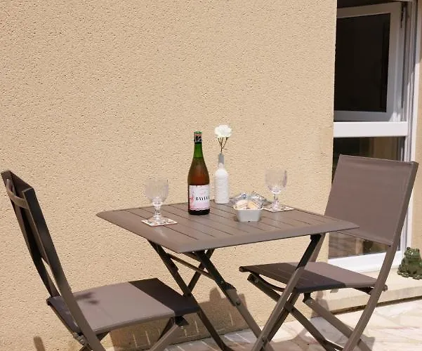 Homestay Pierre De Lune *