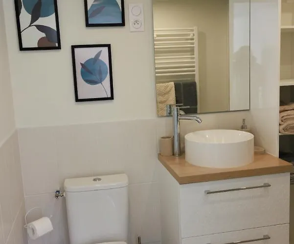 Pierre De Lune * Bayeux